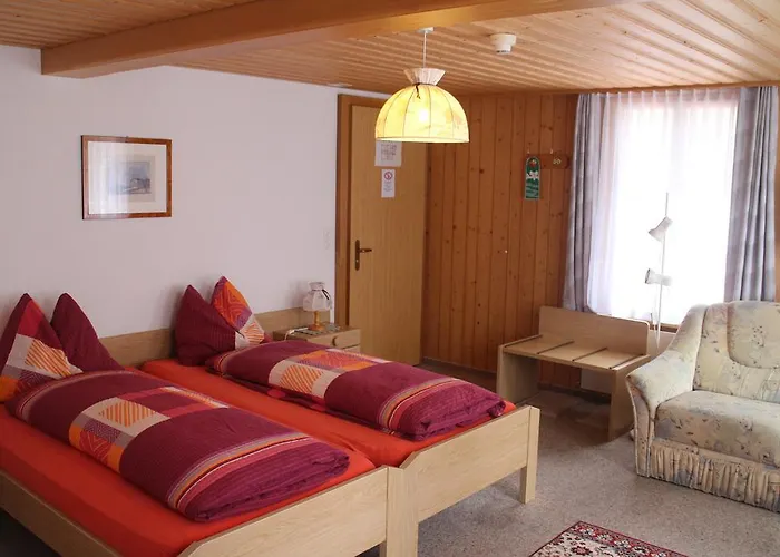 Hotel Bluemlisalp 2*